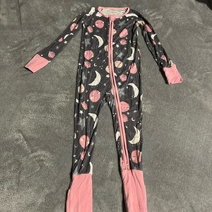 Little Sleepies 2T Zippy pink moon and stars